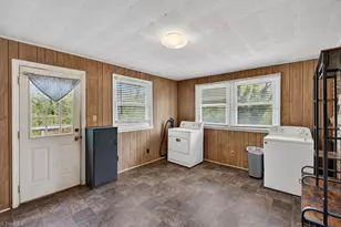 1319 S Old US Hwy 52, Pilot Mountain, NC 27041 - Photo 23