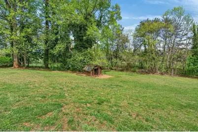 1319 S Old US Highway 52, Pilot Mountain, NC 27041 - Photo 31