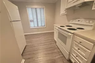 222 Ridge Forest Ct, Winston-Salem, NC 27104 - Photo 3