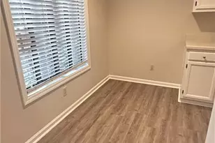 222 Ridge Forest Ct, Winston-Salem, NC 27104 - Photo 7