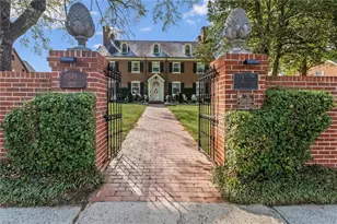 302 Cherry St, Mount Airy, NC 27030 - Photo 1