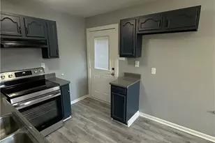 2127 Fairbrother St, Greensboro, NC 27405 - Photo 13