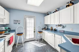 168 Forest Park Dr, Thomasville, NC 27360 - Photo 9