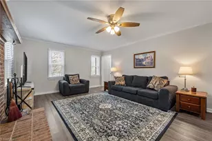 418 Wildwood Ln, Graham, NC 27253 - Photo 11