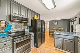 533 Tuckers Grove Rd, Statesville, NC 28625 - Photo 5