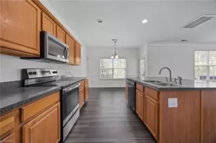 2211 Rindle Dr, High Point, NC 27262 - Photo 17