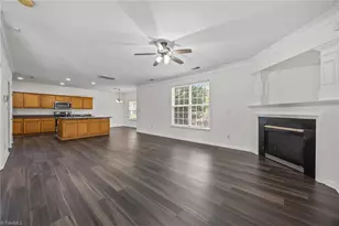 2211 Rindle Dr, High Point, NC 27262 - Photo 9