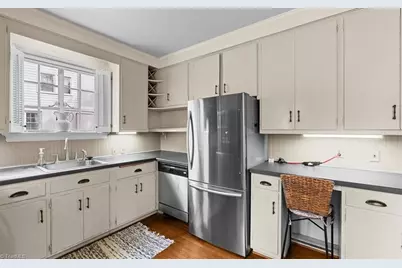 812 Dover Road, Greensboro, NC 27408 - Photo 27