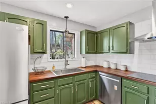 7736 Penns Grove Rd, Summerfield, NC 27358 - Photo 9