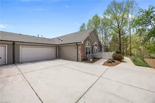 3489 Waterwheel Cir, Winston-Salem, NC 27103 - Photo 29