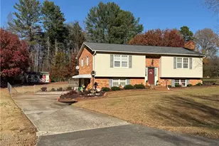 130 Winchester Dr, King, NC 27021 - Photo 5