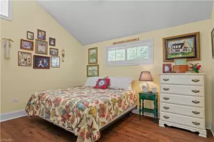 3203 Edgewater Dr, Greensboro, NC 27403 - Photo 31