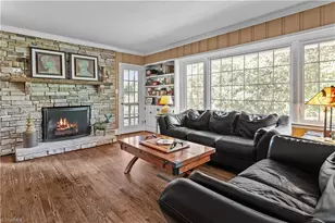 3203 Edgewater Dr, Greensboro, NC 27403 - Photo 5