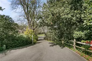 3203 Edgewater Dr, Greensboro, NC 27403 - Photo 3