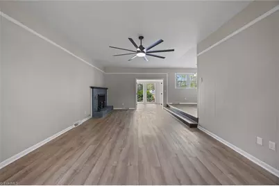 207 Chestnut Lane, Winston-Salem, NC 27107 - Photo 5