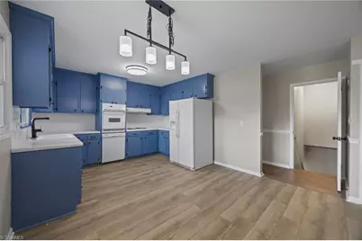 207 Chestnut Lane, Winston-Salem, NC 27107 - Photo 11