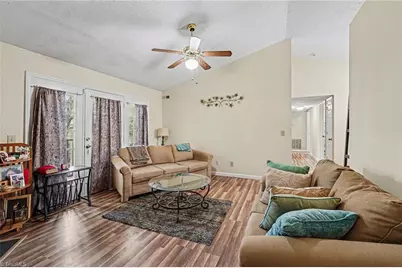 802 Folly Court #G, Greensboro, NC 27409 - Photo 3