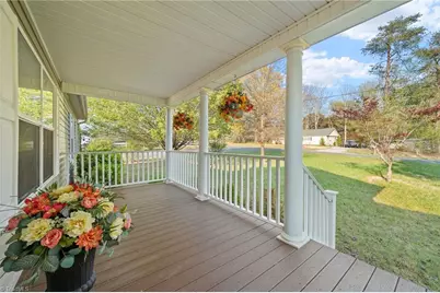 5150 Paramount Road, Pfafftown, NC 27040 - Photo 5