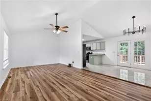 3971 Meadow Ridge Ct, Asheboro, NC 27205 - Photo 3