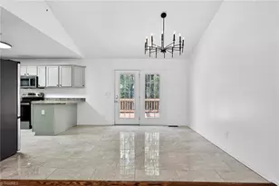 3971 Meadow Ridge Ct, Asheboro, NC 27205 - Photo 9