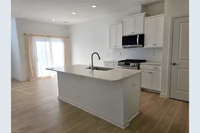 1816 Pheasant Trace Circle, Kernersville, NC 27284 - Photo 7