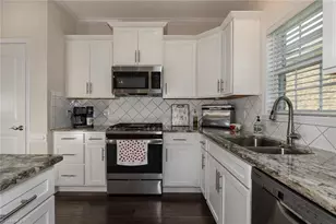 411 Freemont Dr, Thomasville, NC 27360 - Photo 11