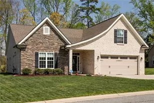 411 Freemont Dr, Thomasville, NC 27360 - Photo 5