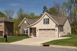 411 Freemont Dr, Thomasville, NC 27360 - Photo 37