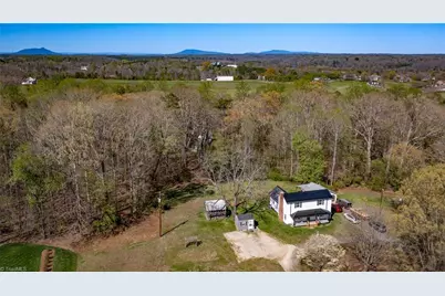 6601 E Old US Highway 421, East Bend, NC 27018 - Photo 39