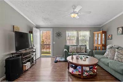 5805 Marshallgate Drive, Winston-Salem, NC 27105 - Photo 5