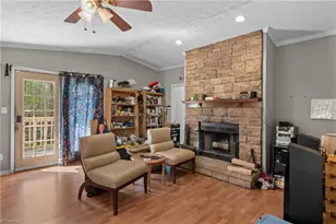 5805 Marshallgate Dr, Winston-Salem, NC 27105 - Photo 17