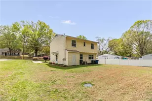 4013 Oak Ridge Dr, Winston-Salem, NC 27105 - Photo 29