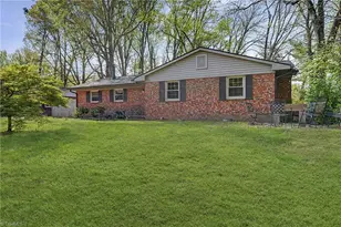 1205 Robin Hood Rd, High Point, NC 27262 - Photo 37