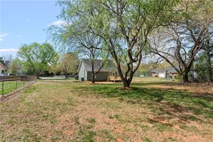 3603 Greenmeadow Ct, Tobaccoville, NC 27050 - Photo 37