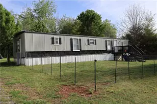 126 Cedarvale Dr, Harmony, NC 28634 - Photo 1