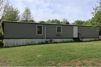 126 Cedarvale Drive, Harmony, NC 28634 - Photo 5