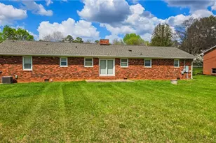 2460 Sedalia Dr, Clemmons, NC 27012 - Photo 15