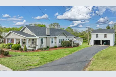 271 N Main Street, Denton, NC 27239 - Photo 1