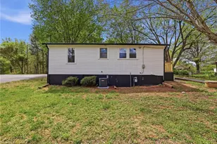 605 Mangum Rd, Reidsville, NC 27320 - Photo 23
