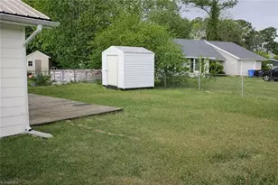 500 Dennis Rd, Jacksonville, NC 28546 - Photo 17