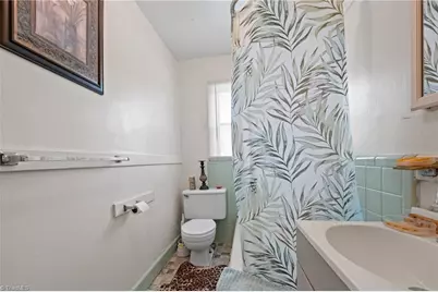 1006 Beaumont Avenue, Greensboro, NC 27401 - Photo 11