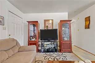 1006 Beaumont Ave, Greensboro, NC 27401 - Photo 17