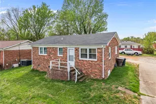 1006 Beaumont Ave, Greensboro, NC 27401 - Photo 27