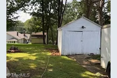 812 Holland Street, Winston-Salem, NC 27101 - Photo 11