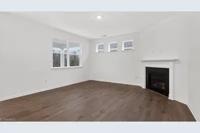 206 Mary Montrose Boulevard, Jamestown, NC 27282 - Photo 13