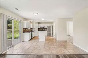 705 Topsail Dr, Browns Summit, NC 27214 - Photo 9