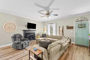 6015 Dehaven Rd, Pleasant Garden, NC 27313 - Photo 7