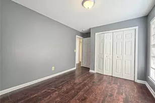 3 Woodlake Ct, Greensboro, NC 27406 - Photo 9