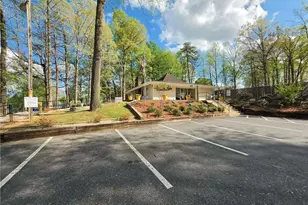 3 Woodlake Ct, Greensboro, NC 27406 - Photo 21
