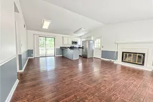 3 Woodlake Ct, Greensboro, NC 27406 - Photo 5